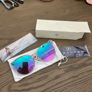 Brand new in box Blenders Miss Cool mirrored sunglasses